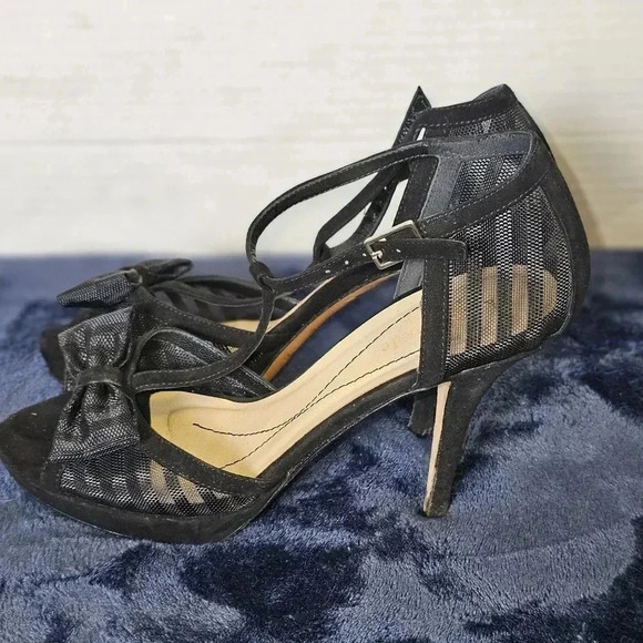 Kate Spade New York Women's Black Suede /Mesh Bow Peep Toe Heels Size 6.5 - Picture 7 of 12